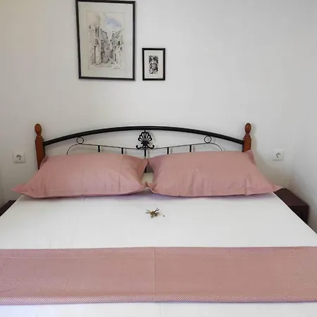 House Jakov *
