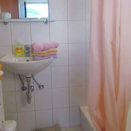 House Jakov * Gdinj